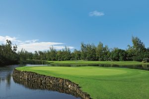 El sobrecogedor campo de golf de La Isla de los Ciervos