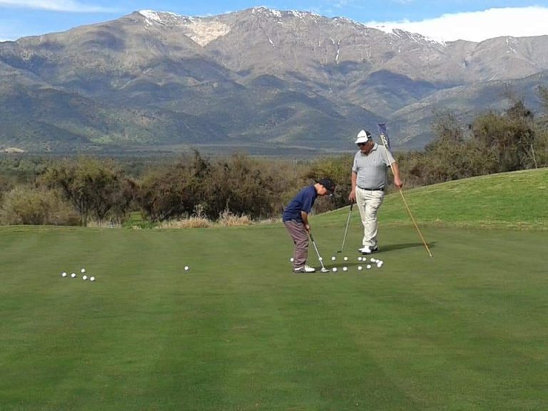 Nos dejó el gran “Tío Torres”, un mago en la época dorada del golf chileno