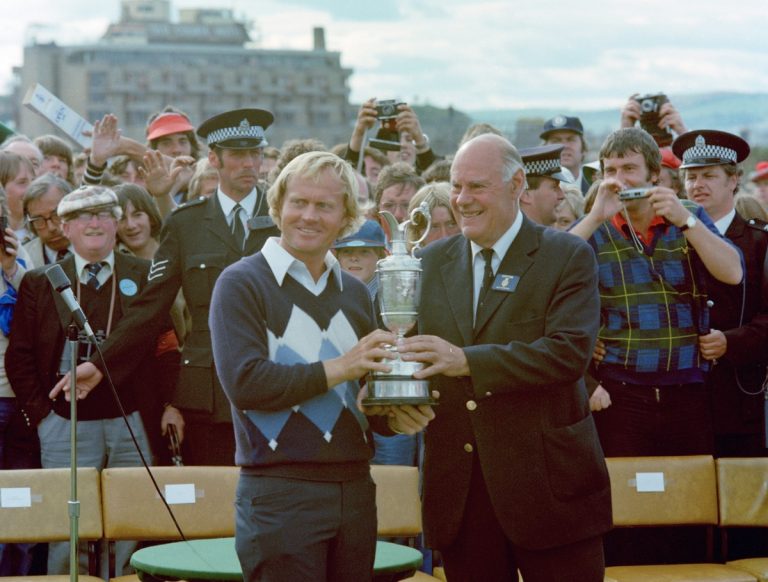 Jack Nicklaus ganó The Open for The Ages en estrecho final