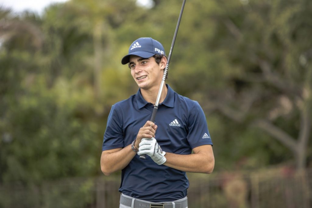 Joaco Niemann recupera la sonrisa en la tercera jornada del Tour Championship