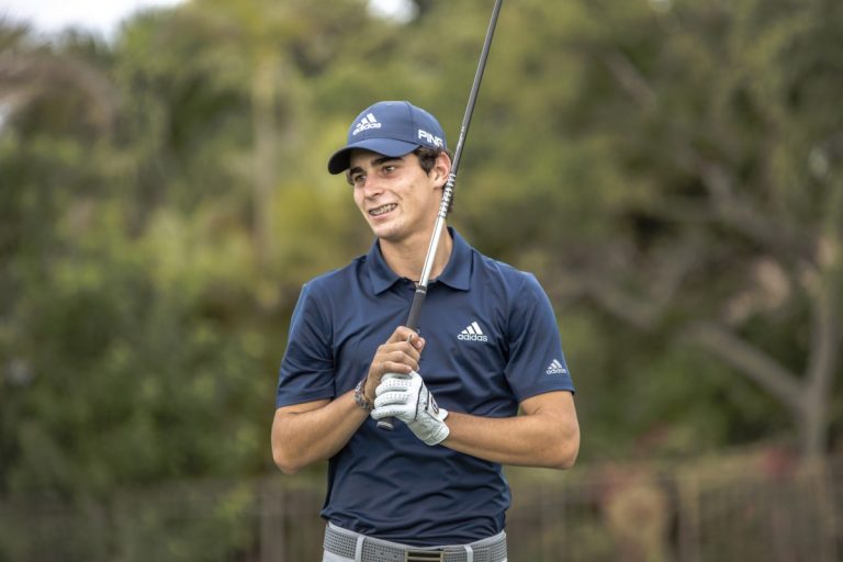 Joaco Niemann recupera la sonrisa en la tercera jornada del Tour Championship