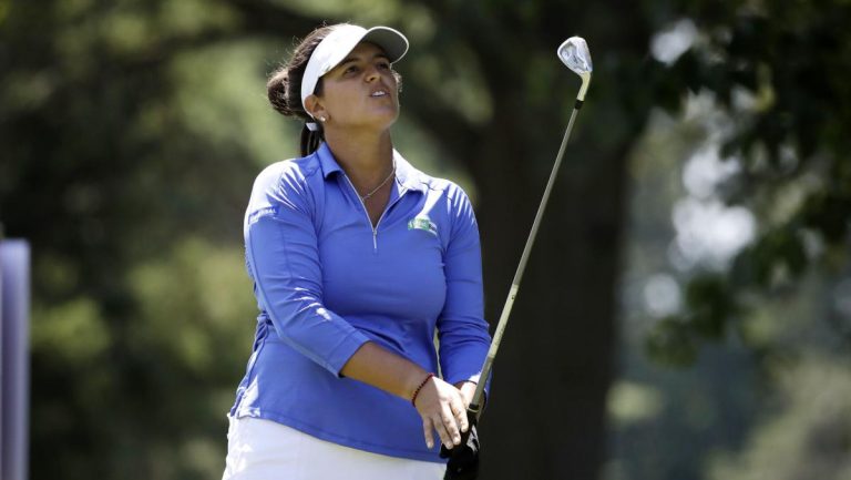 Tres latinas se mantienen con vida en un complicado Women´s Open