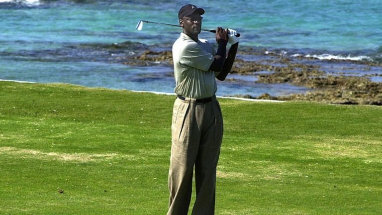 Conoce el lujoso y exclusivo campo de golf de Michael Jordan