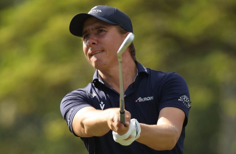 Carlos Ortiz sigue encendido en el Waste Management Phoenix Open