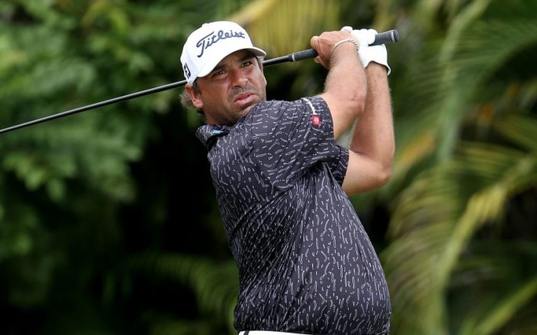 Rafa Campos es líder en un positivo Puerto Rico Open para los golfistas latinos