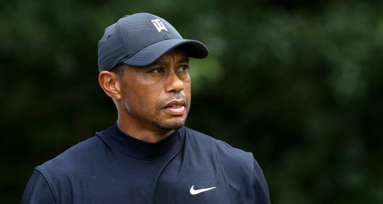 Compleja intervención de Tiger Woods evoluciona favorablemente