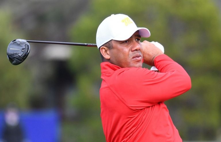Jhonattan Vegas único latino que pasó el corte en el AT&T Pebble Beach Pro-Am