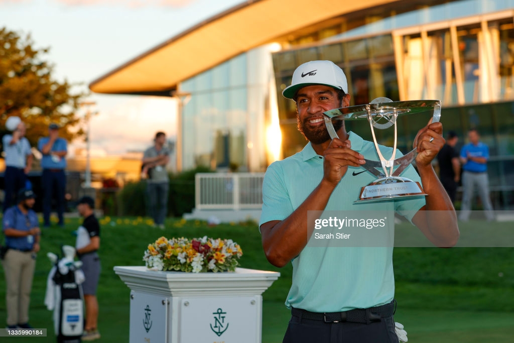 Tony Finau se lleva el trofeo en The Northern Trust