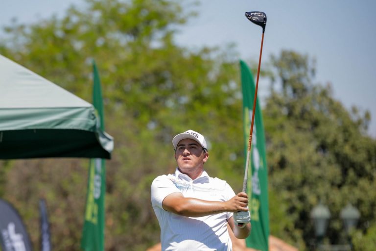 Soberbio 64 de Silva lo deja como líder absoluto en Las Araucarias