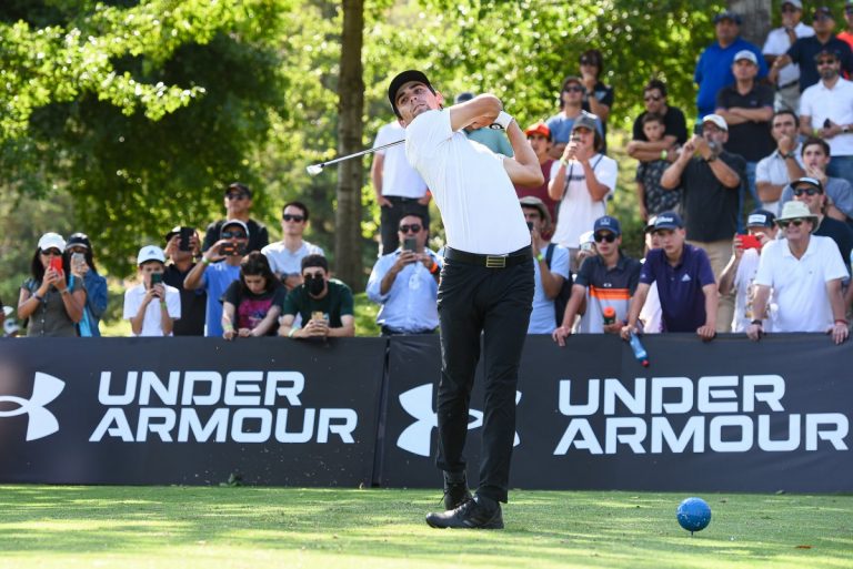 Niemann comienza liderando el primer día del abierto del Polo