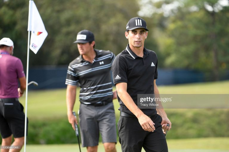 Joaquín Niemann y Mito Pereira encabezan inédito número de latinos en el Open 2022