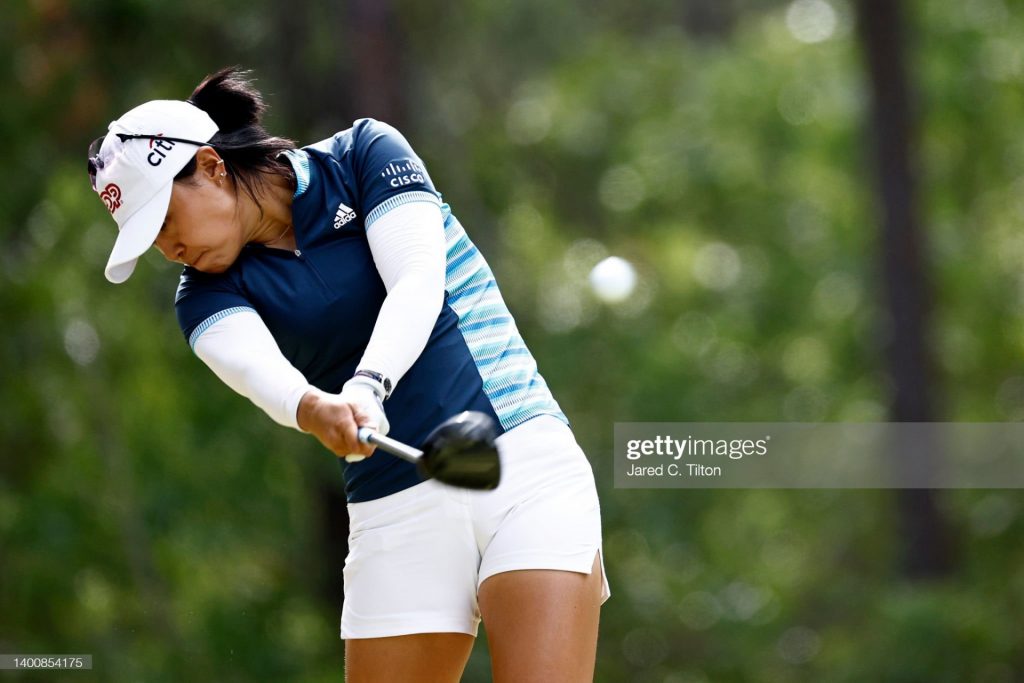 Golfista diagnosticada con un tumor retoma la competencia en el LPGA Tour