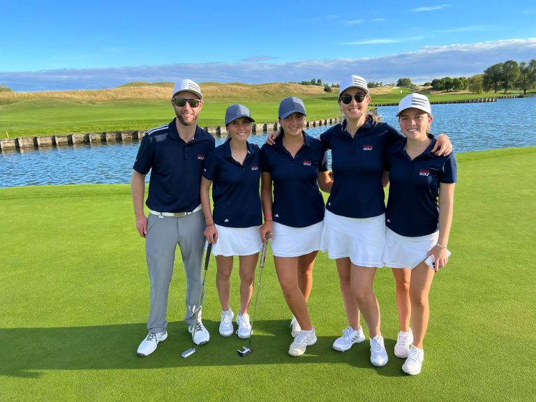 El equipo chileno de damas ya está en Francia para el Mundial Amateur 2022