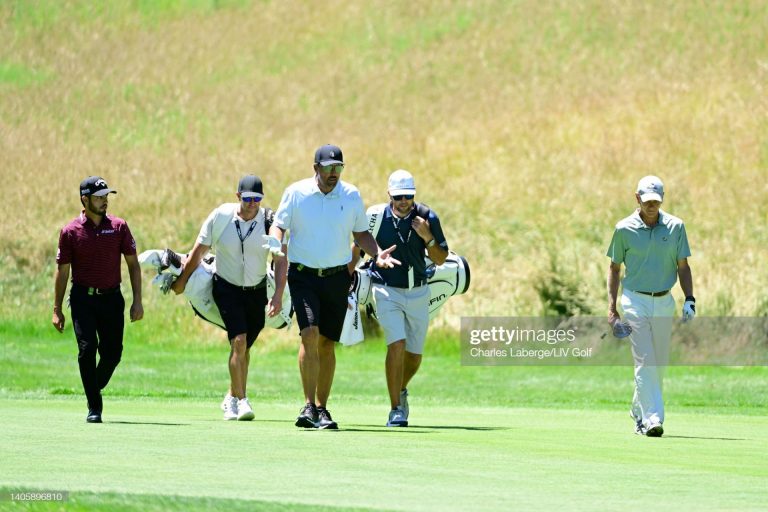 Once golfistas de LIV Tour demandan al PGA Tour