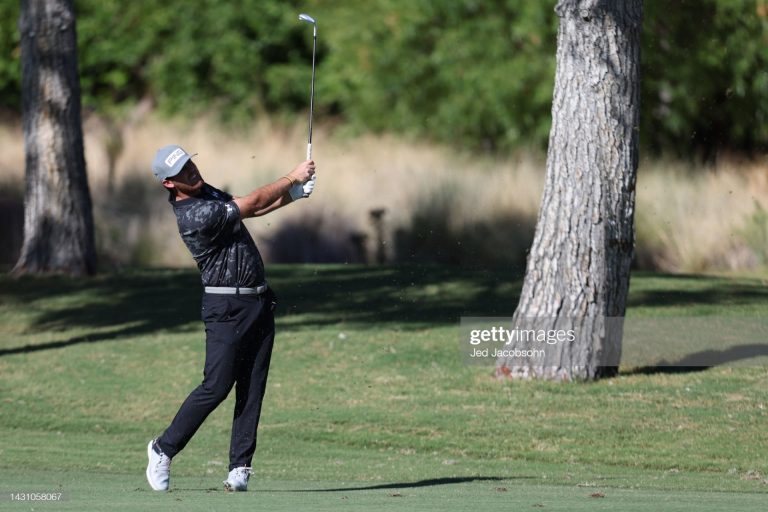 Mito Pereira retoma la competencia en el PGA Tour en “números rojos”