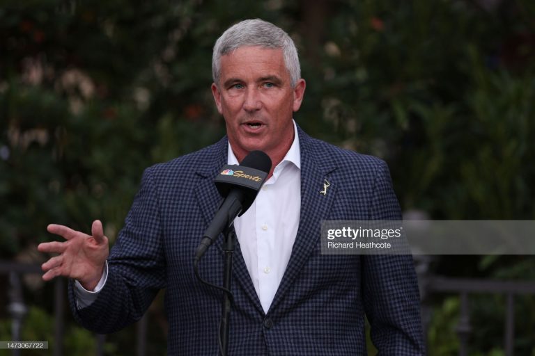 El comisionado del PGA Tour cede temporalmente sus funciones por una "situación médica"