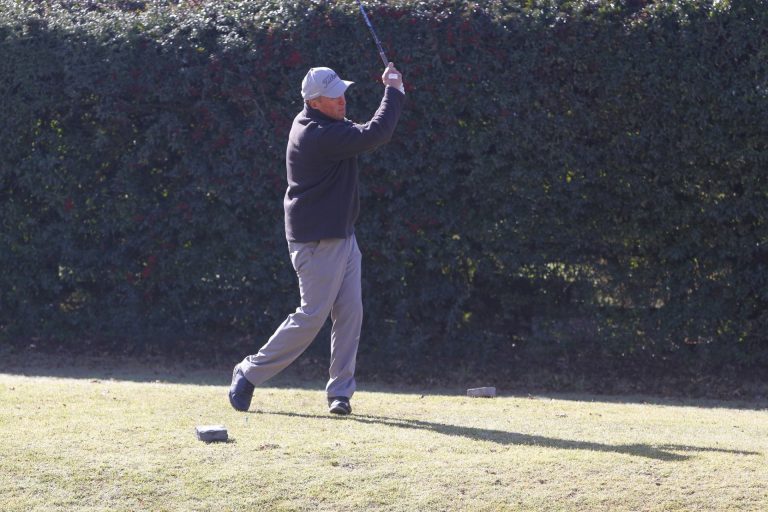 Comienza el Abierto Senior de Los Lirios