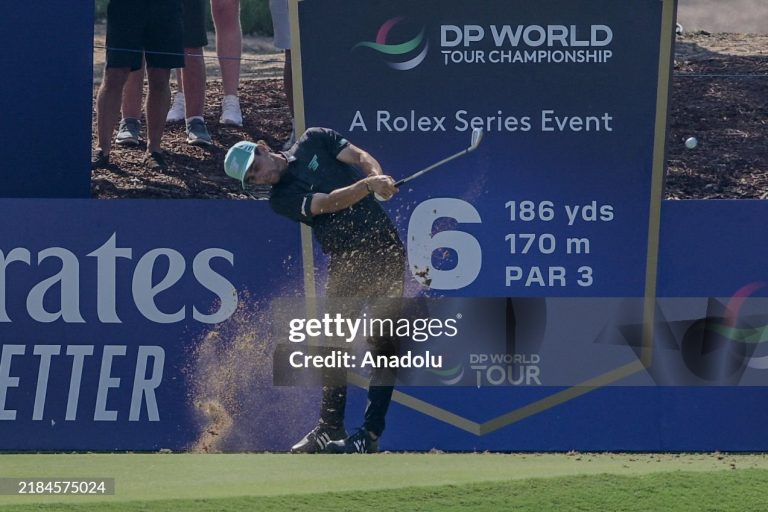 Niemann séptimo en Dubai y Rory hace historia