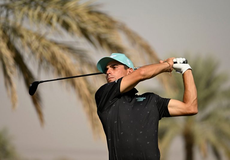 Joaquín Niemann se queda con el título en el PIF Saudi International