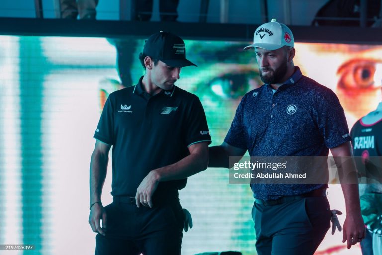 LIV Golf Riyadh: Niemann y Pereira arrancan con buen pie en el primer torneo nocturno de la historia
