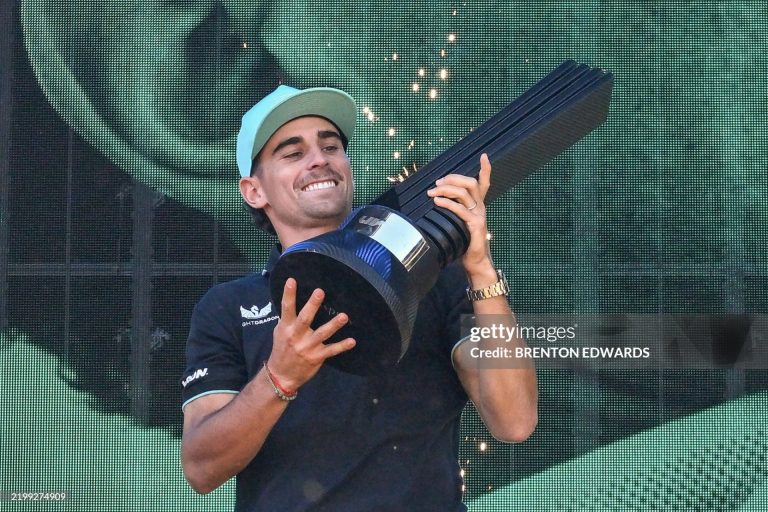 Joaquín Niemann conquista el LIV Golf Adelaide en una épica batalla final