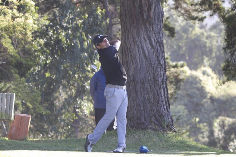 Felipe Aguilar se mantiene en la pelea en The Galleri Classic tras exigente segunda ronda