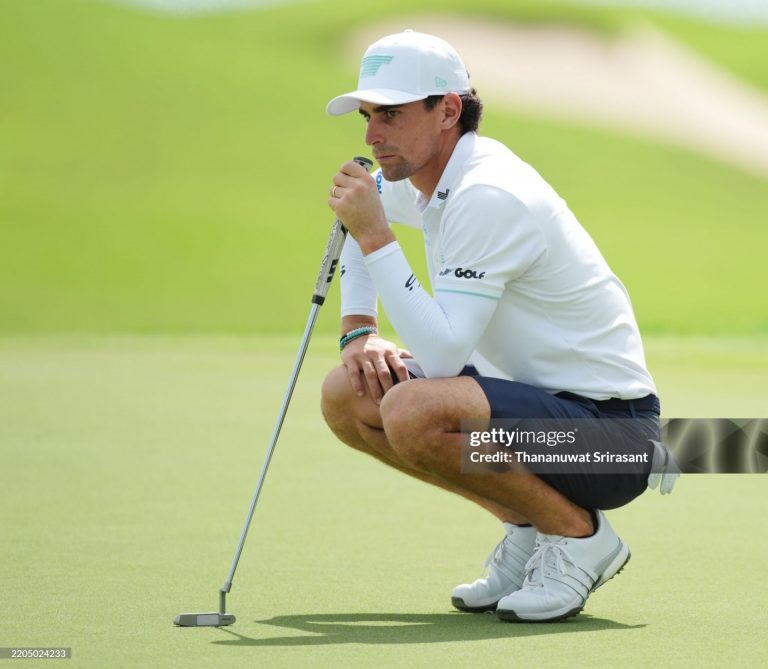 Joaquín Niemann arranca fuerte en el LIV Golf Singapore mientras Torque GC busca su primera victoria colectiva del año