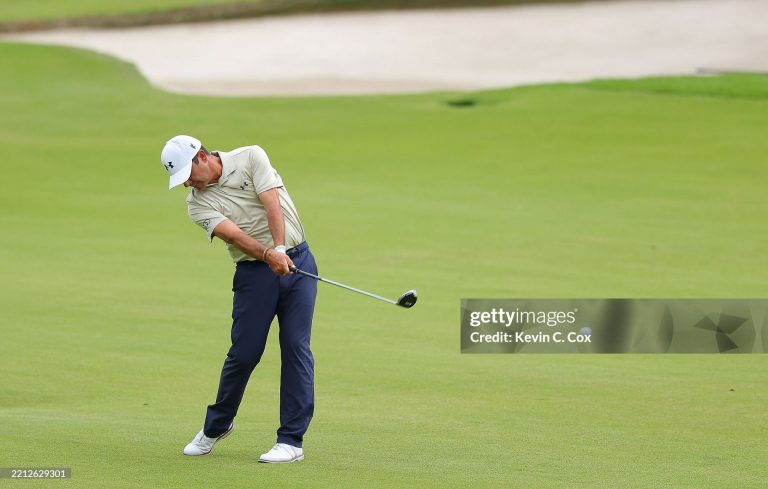 Aguilar no encuentra su ritmo y queda fuera del corte en Senior Open