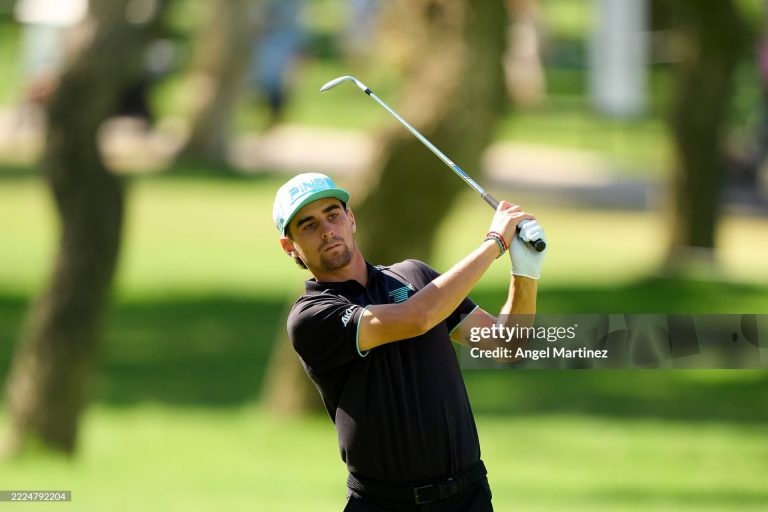 Duro arranque para Niemann y Pereira en el LIV Golf Valderrama