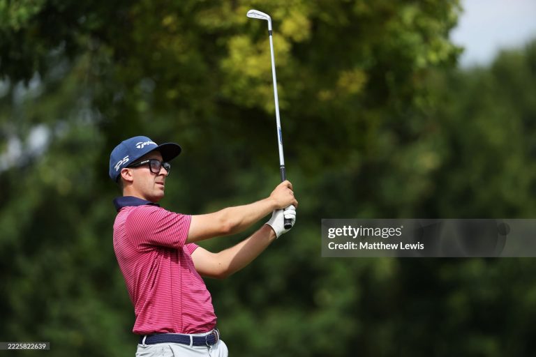 Morgan Birke se despide temprano del Dormy Open tras un corte exigente