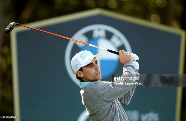 Niemann despliega jerarquía en Wentworth con remontada espectacular