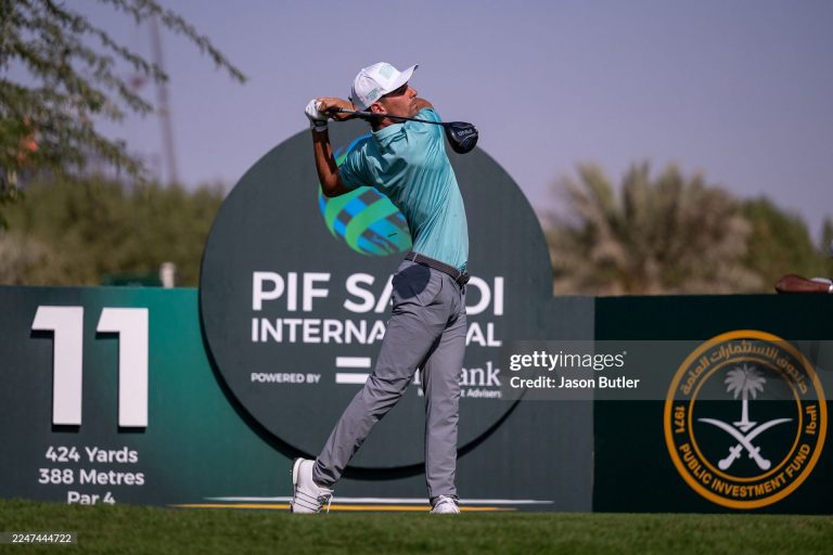 Joaquín Niemann inicia con paso ajustado su participación en el Saudi International 