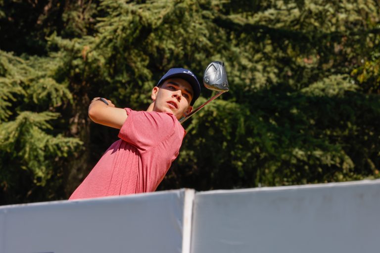 Rory McIlroy comparte el liderato en el inicio del Masters 2026
