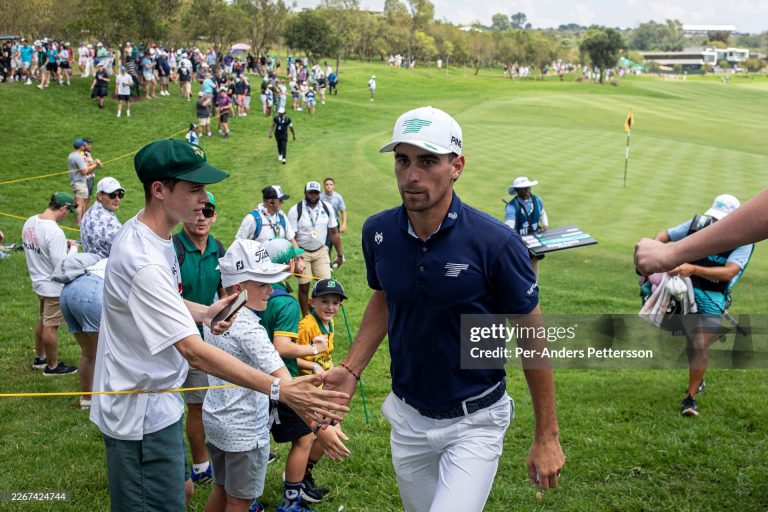 Joaquín Niemann se mete con todo al Top 10 en el LIV Golf Sudáfrica