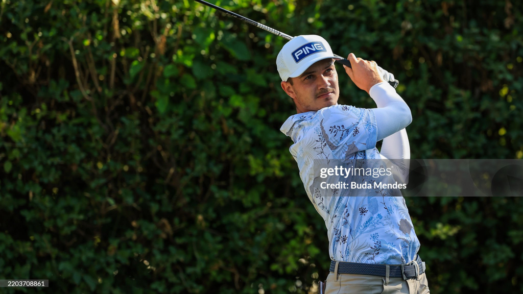 Carlos Bustos cierra dentro del Top 5 en el Sunshine Tour