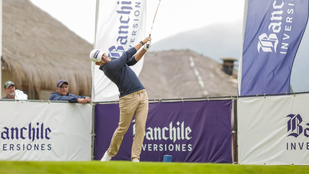 Chilenos dominan el FBC ZIM Open con Tomás Gana como líder exclusivo